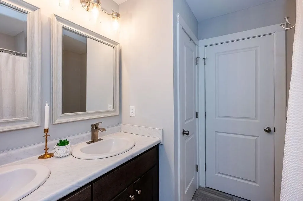 194 Breezy Way Barrington NH 03825