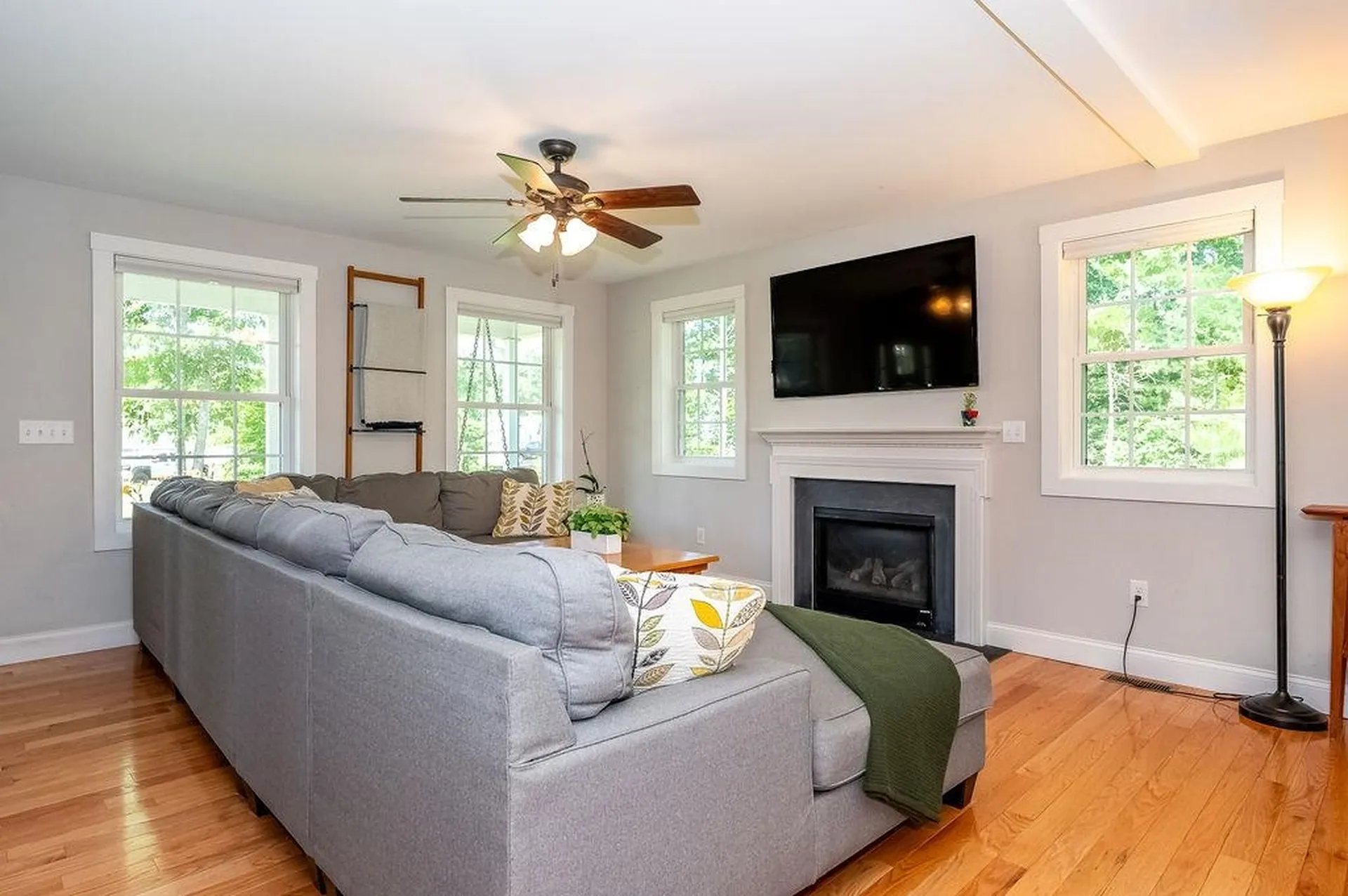 194 Breezy Way Barrington NH 03825