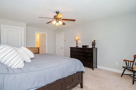 194 Breezy Way Barrington NH 03825