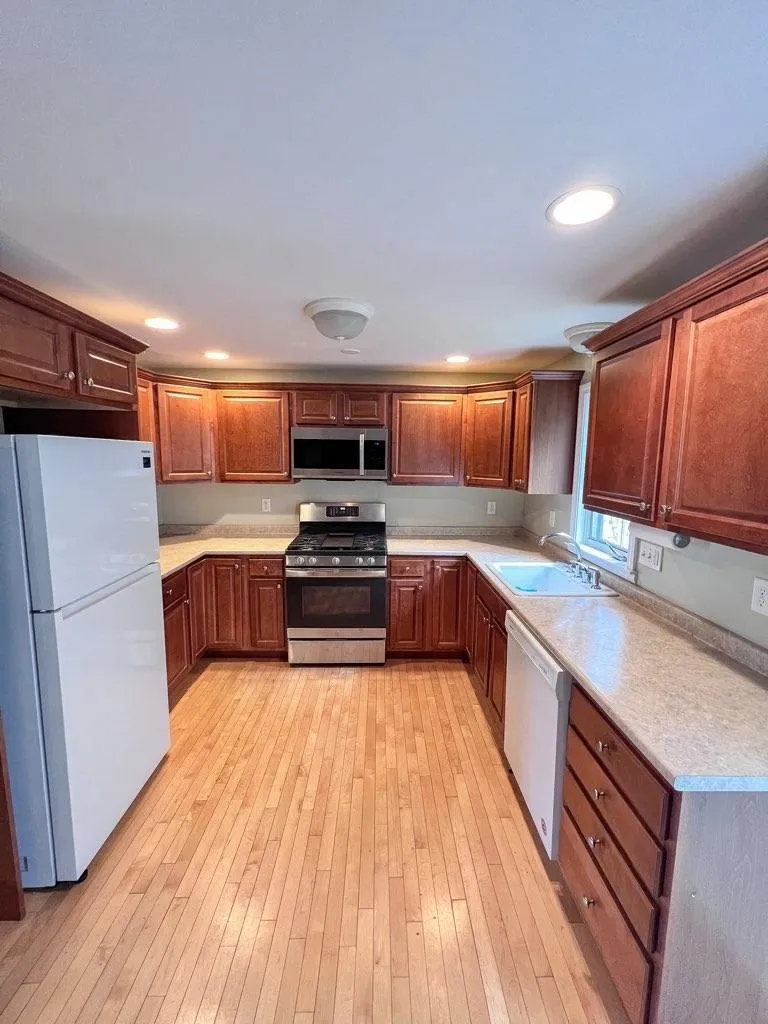 15 Sundown Drive Derry NH 03038