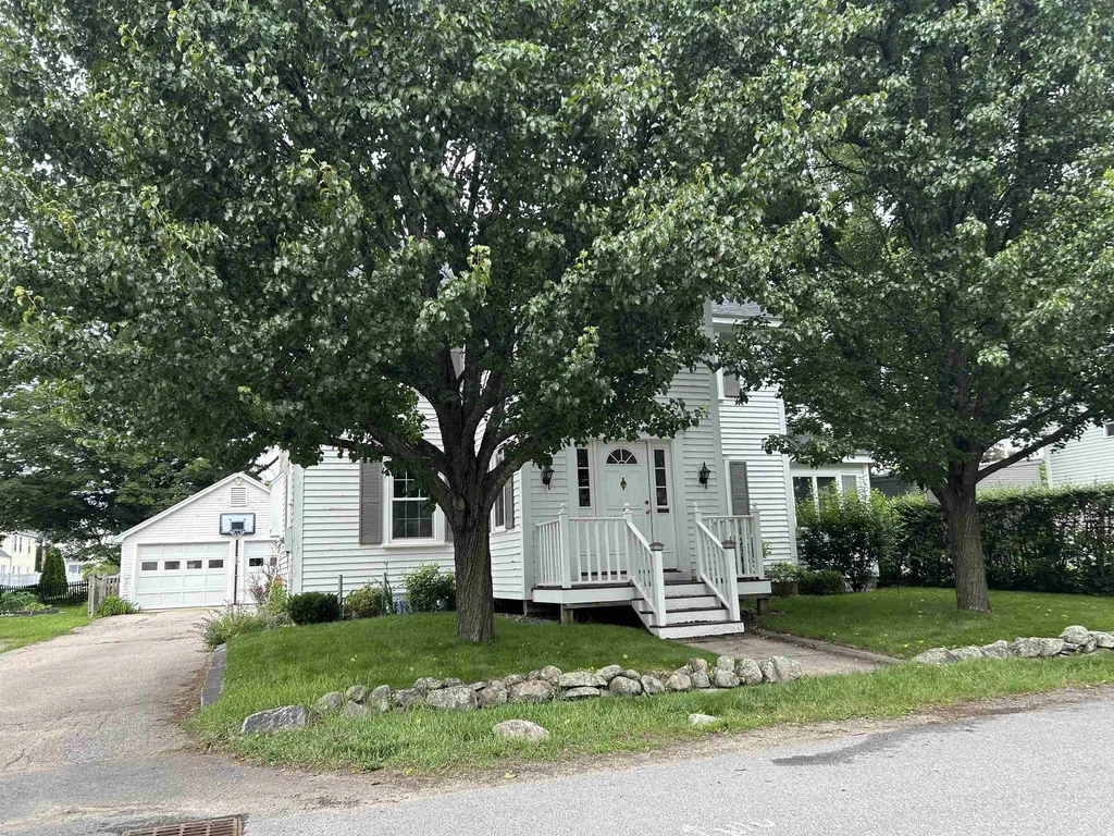 9 Parker Street Exeter NH 03833