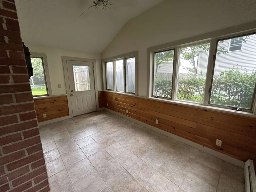 9 Parker Street Exeter NH 03833