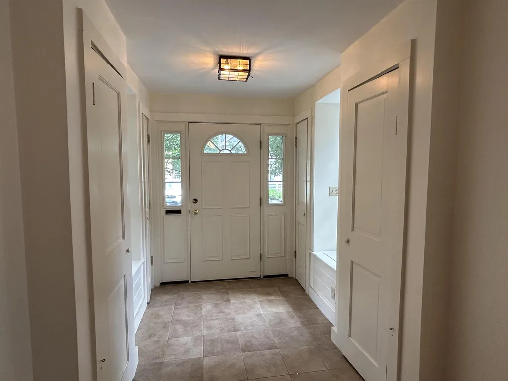9 Parker Street Exeter NH 03833