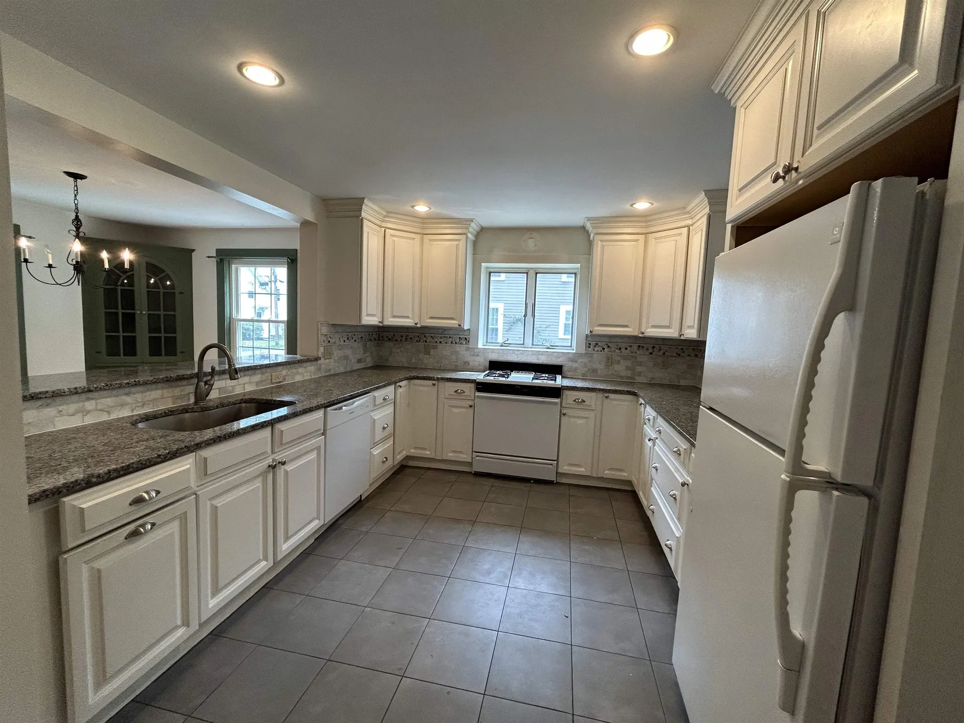 9 Parker Street Exeter NH 03833