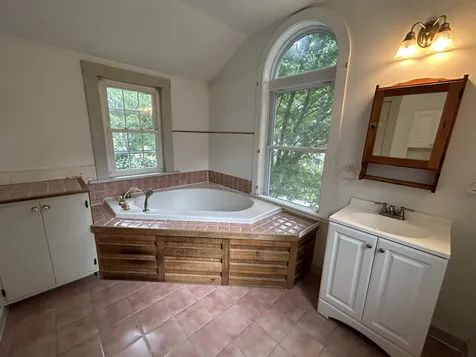 9 Parker Street Exeter NH 03833