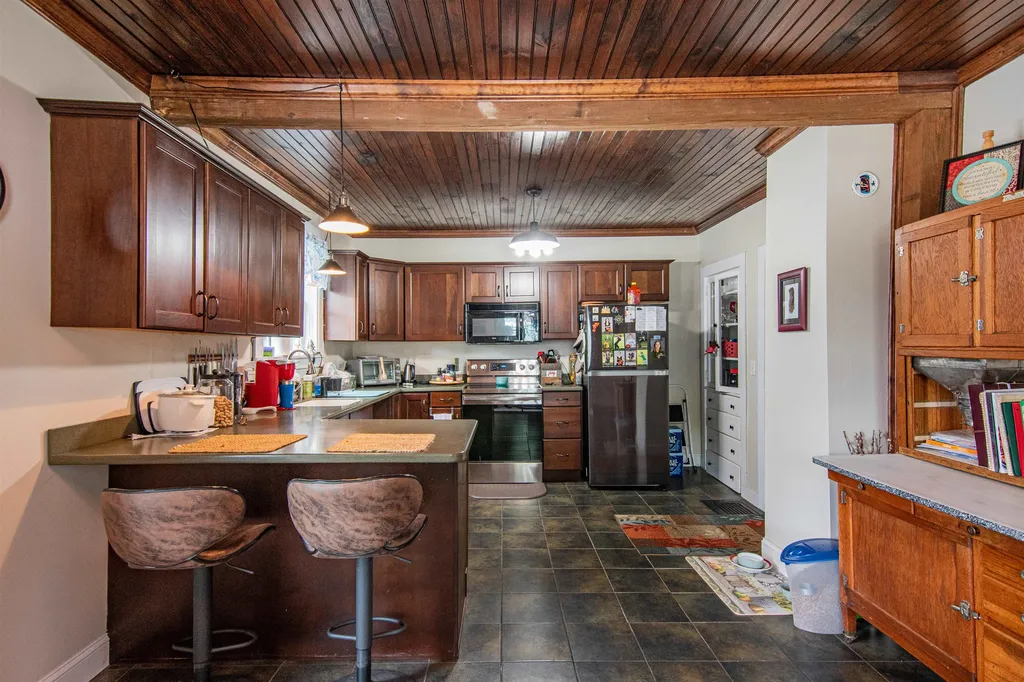 27 School Street Richford VT 05476