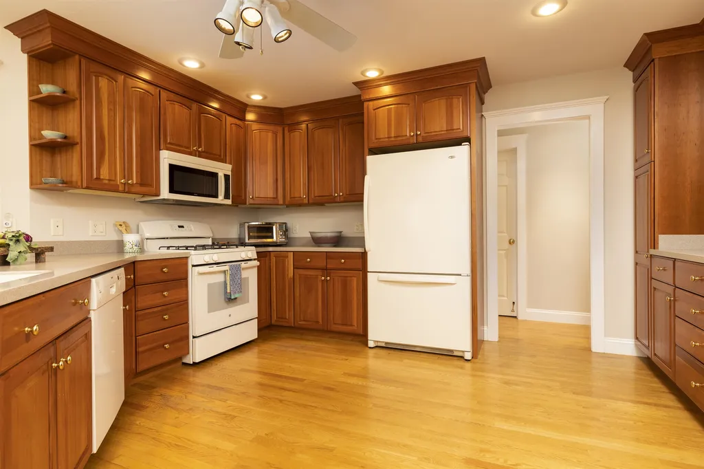 105 Westside Drive New London NH 03257