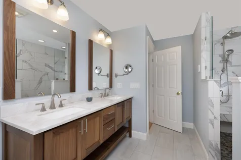 105 Westside Drive New London NH 03257