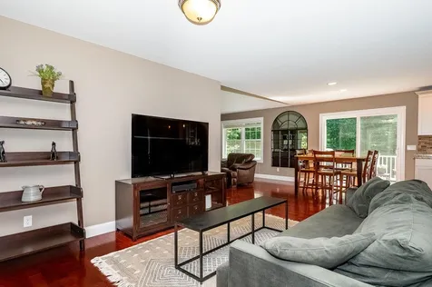 18 Piscataqua Road Dover NH 03820