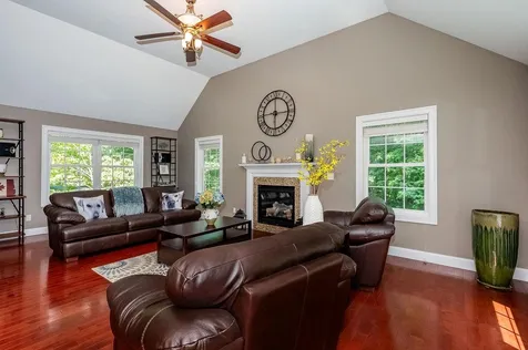 18 Piscataqua Road Dover NH 03820