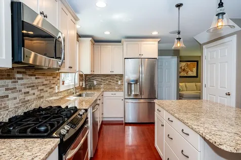 18 Piscataqua Road Dover NH 03820