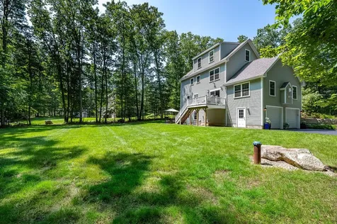 18 Piscataqua Road Dover NH 03820