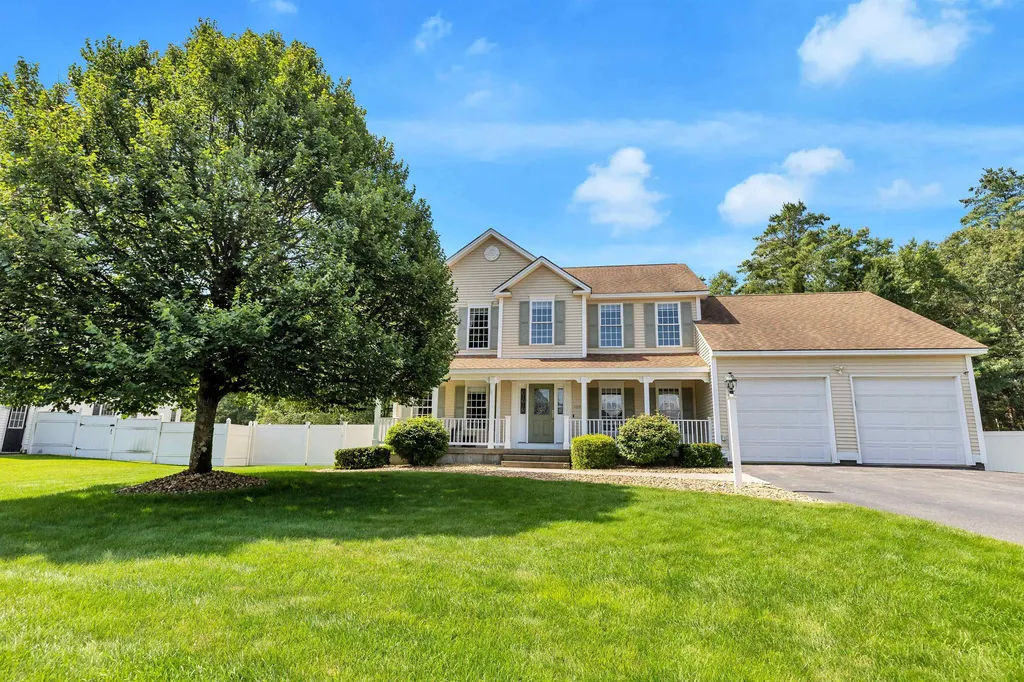109 Filips Glen Drive Manchester NH 03109