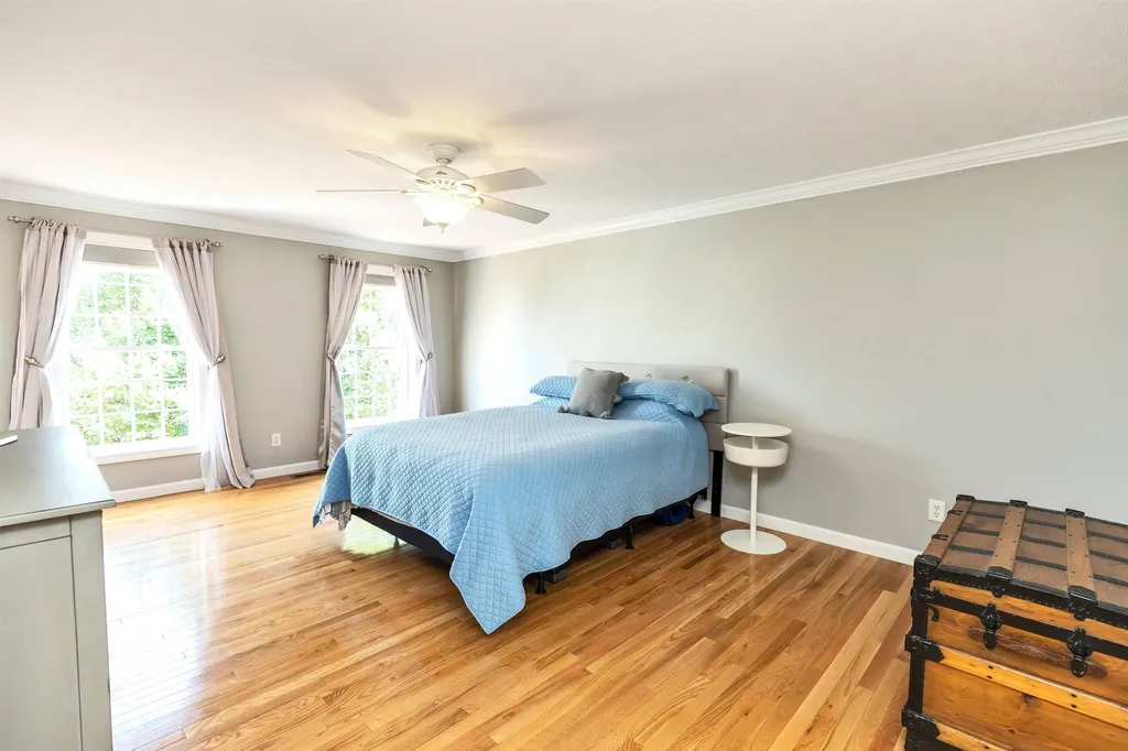 109 Filips Glen Drive Manchester NH 03109
