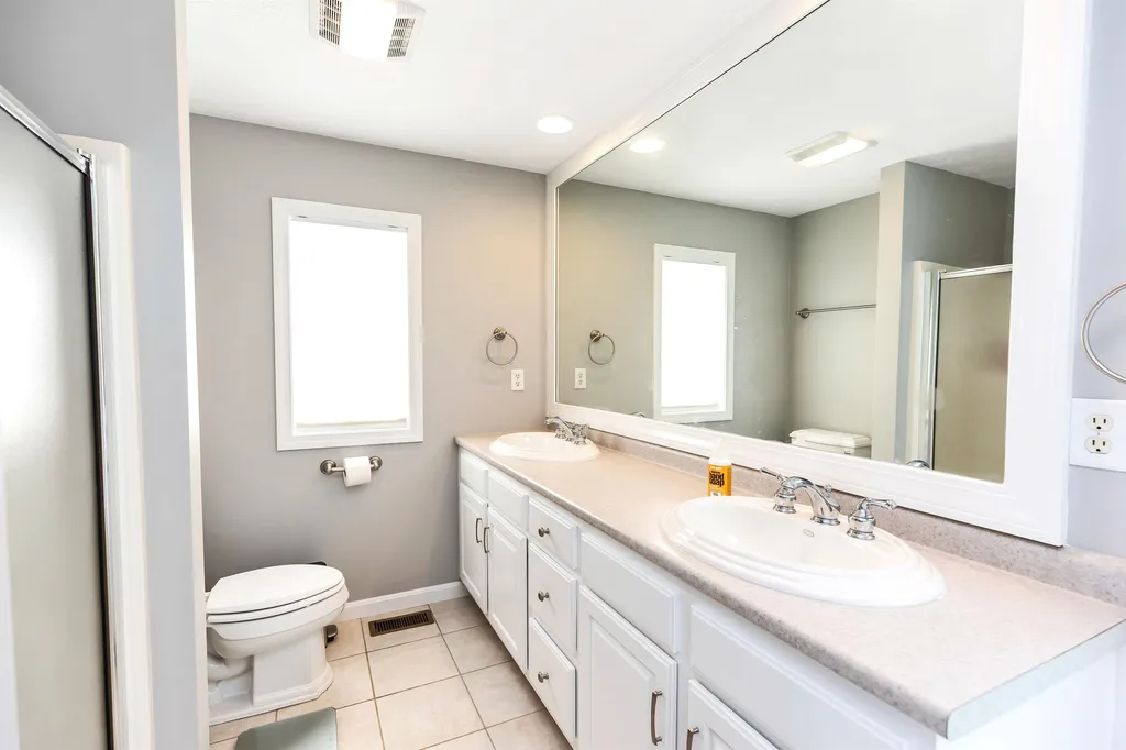 109 Filips Glen Drive Manchester NH 03109