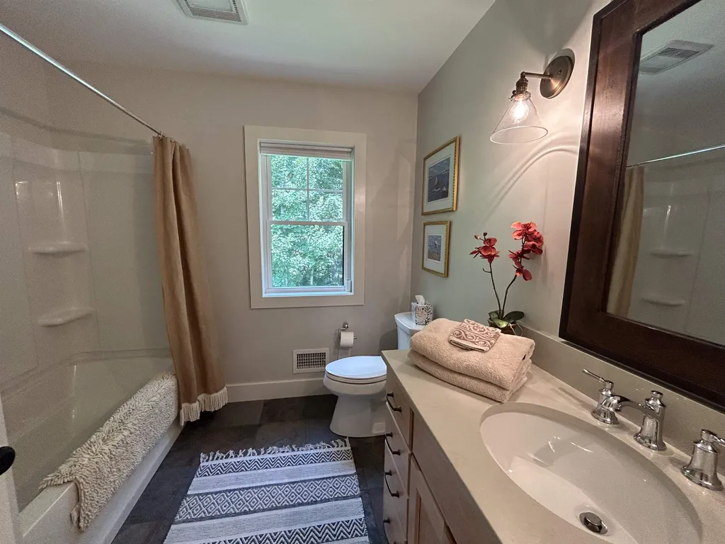 4 Heath Drive Newfields NH 03856