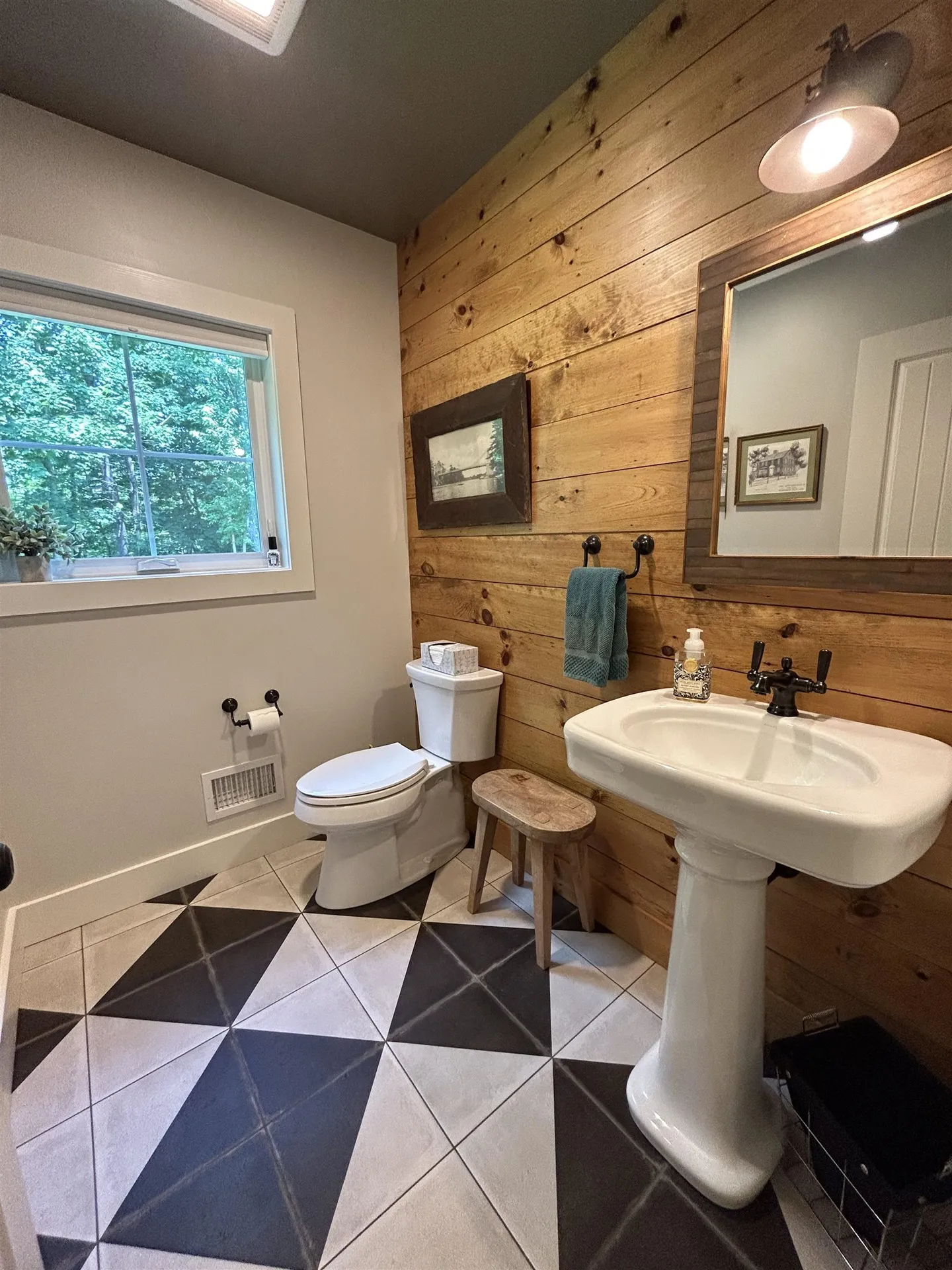 4 Heath Drive Newfields NH 03856