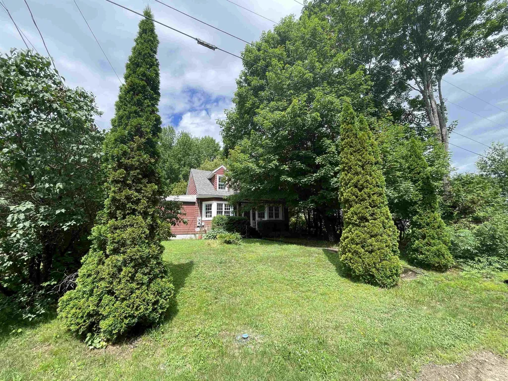 12 Gordon Avenue Gorham NH 03581