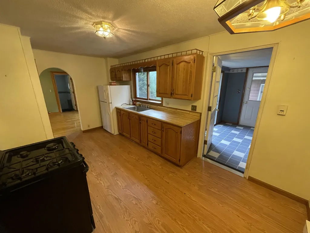 12 Gordon Avenue Gorham NH 03581