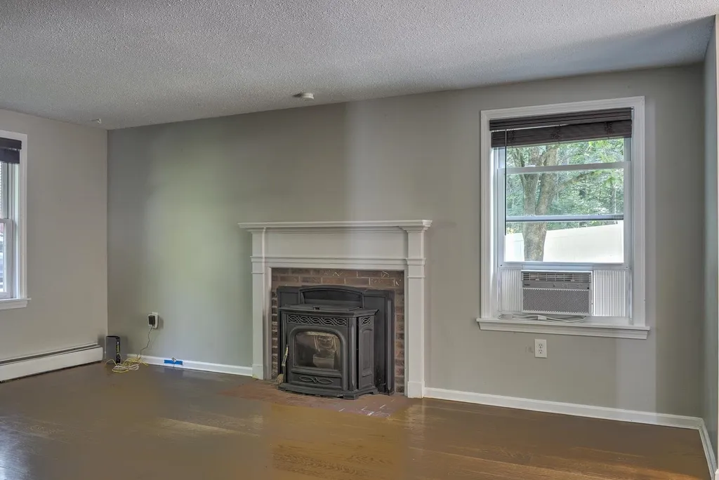 19 Evergreen Avenue Keene NH 03431