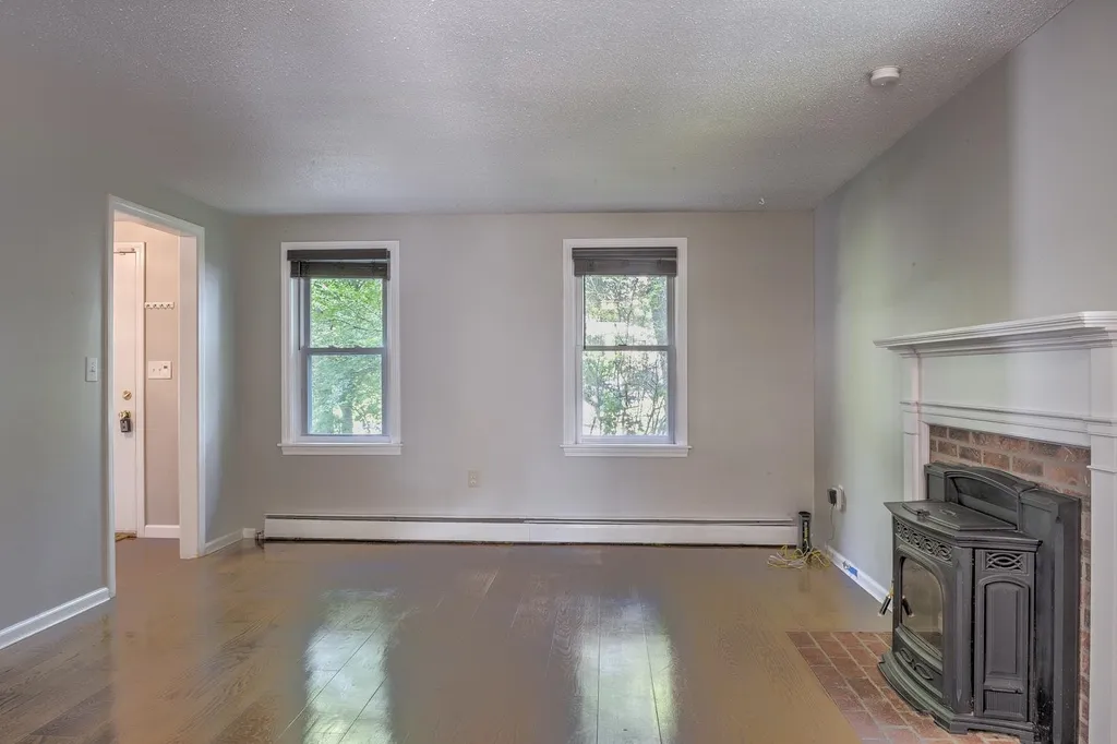 19 Evergreen Avenue Keene NH 03431