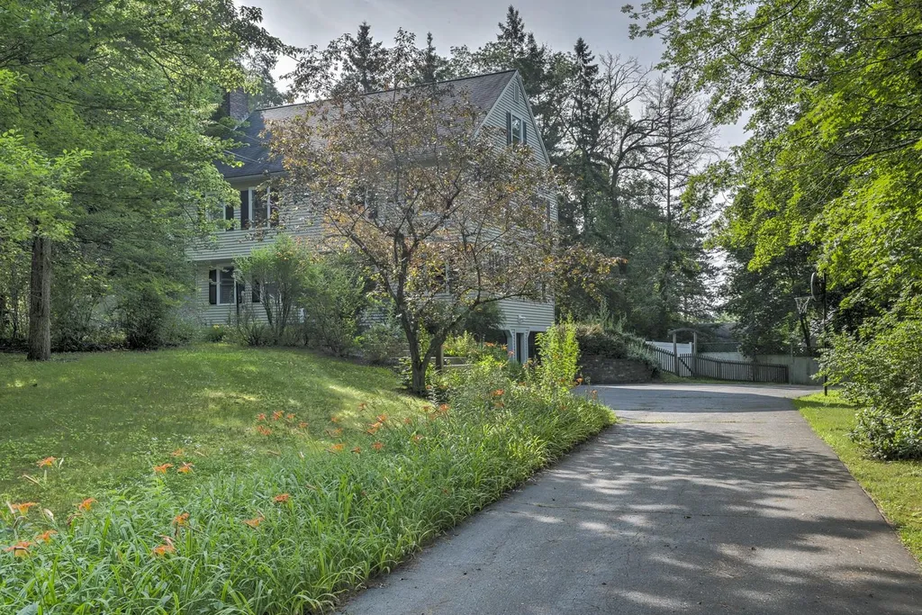 19 Evergreen Avenue Keene NH 03431
