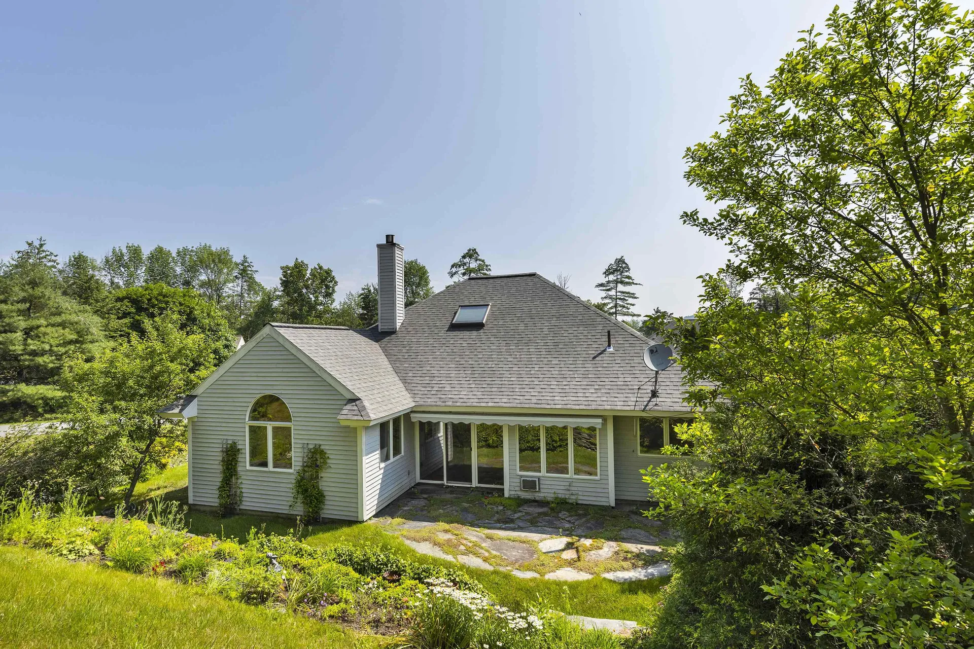 1 Skyline Way Hartford VT 05001
