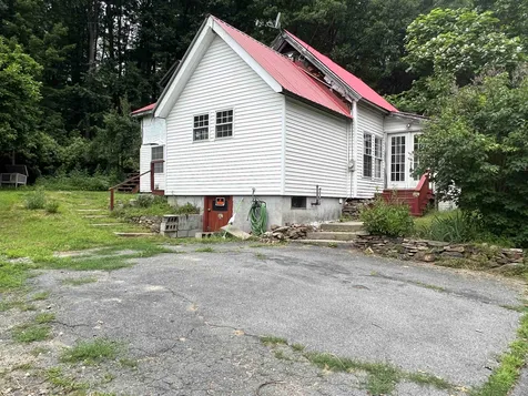 159 Old Chesterfield Road Hinsdale NH 03451