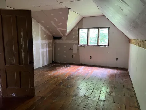 159 Old Chesterfield Road Hinsdale NH 03451