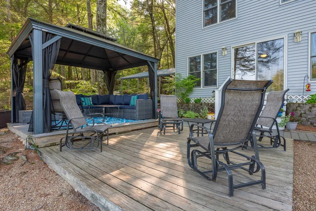 12 Perkins Circle Barrington NH 03825