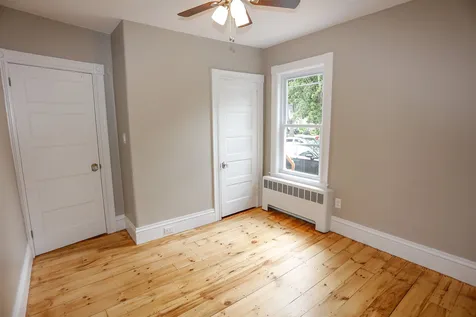 752 Hevey Street Manchester NH 03102