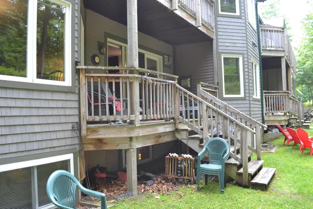 125 South Village Road Jay VT 05859