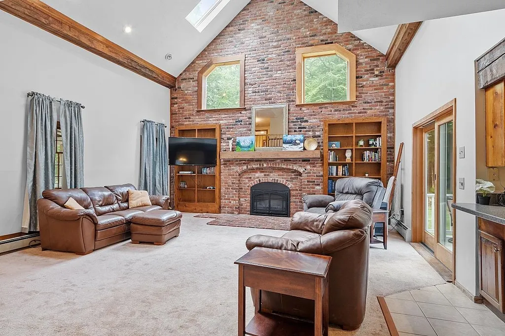 20 Coventry Road Atkinson NH 03811