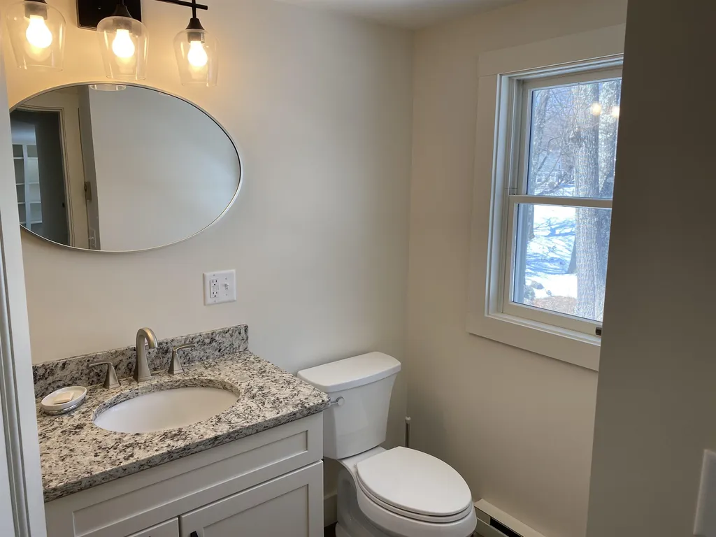 17 Highland Terrace Wolfeboro NH 03894