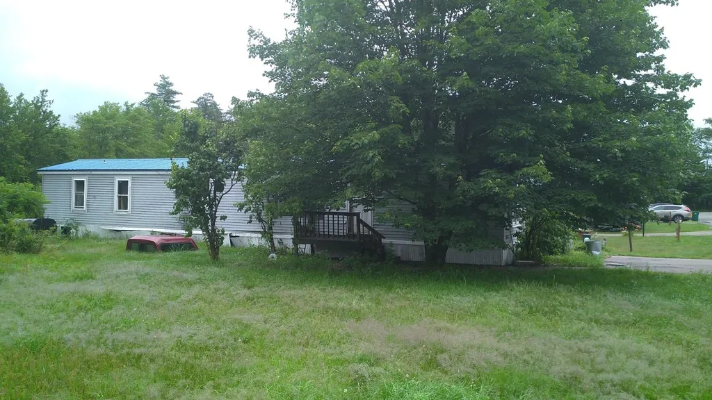 42 Cleo Circle Rochester NH 03868