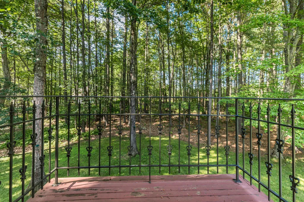 7 Fieldstone Drive Dover NH 03820