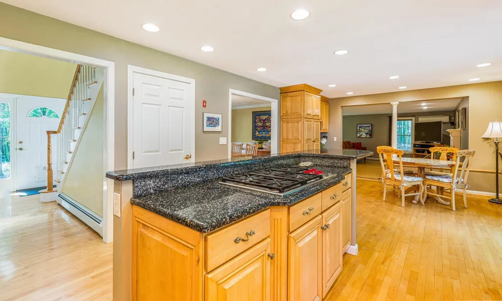 7 Fieldstone Drive Dover NH 03820