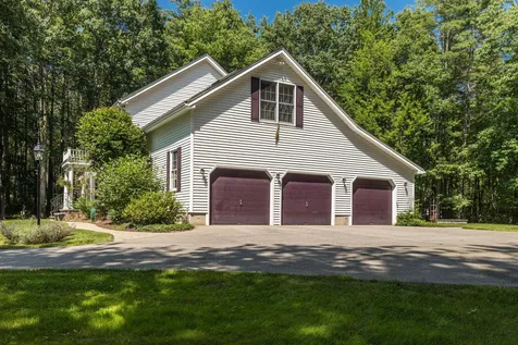 7 Fieldstone Drive Dover NH 03820