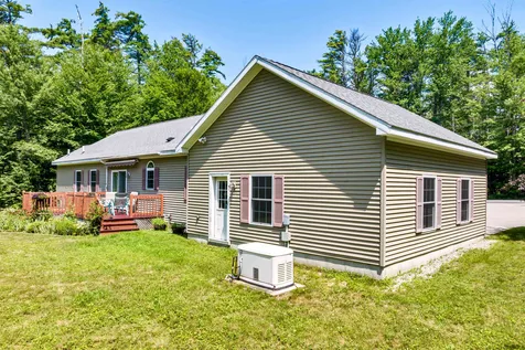 814 North Line Road Tuftonboro NH 03816