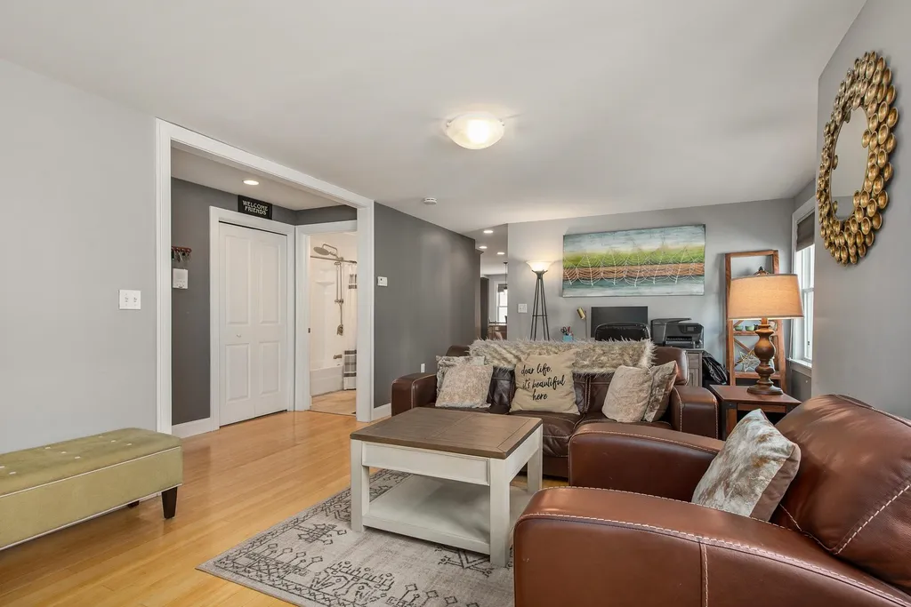 349 Hanover Street Portsmouth NH 03801