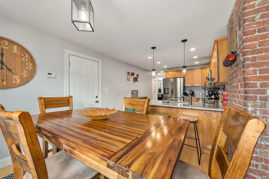 349 Hanover Street Portsmouth NH 03801