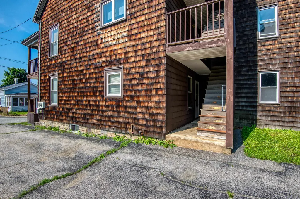 91 Spruce Street Berlin NH 03570