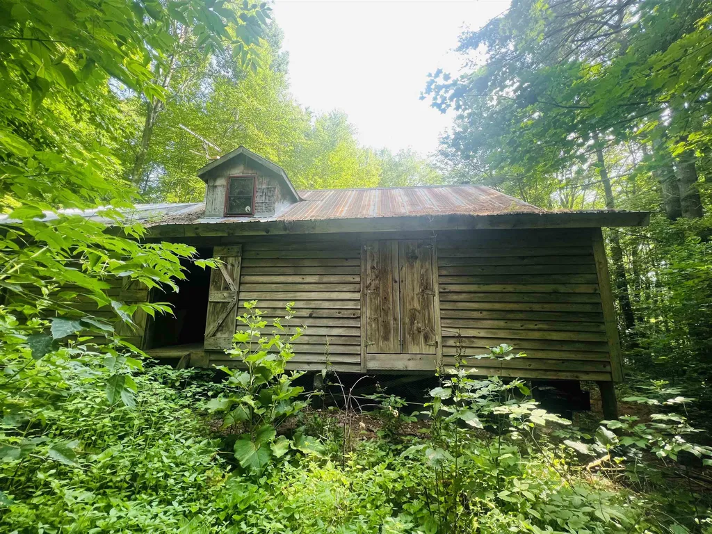 101 Sunwood Lane Bristol VT 05443