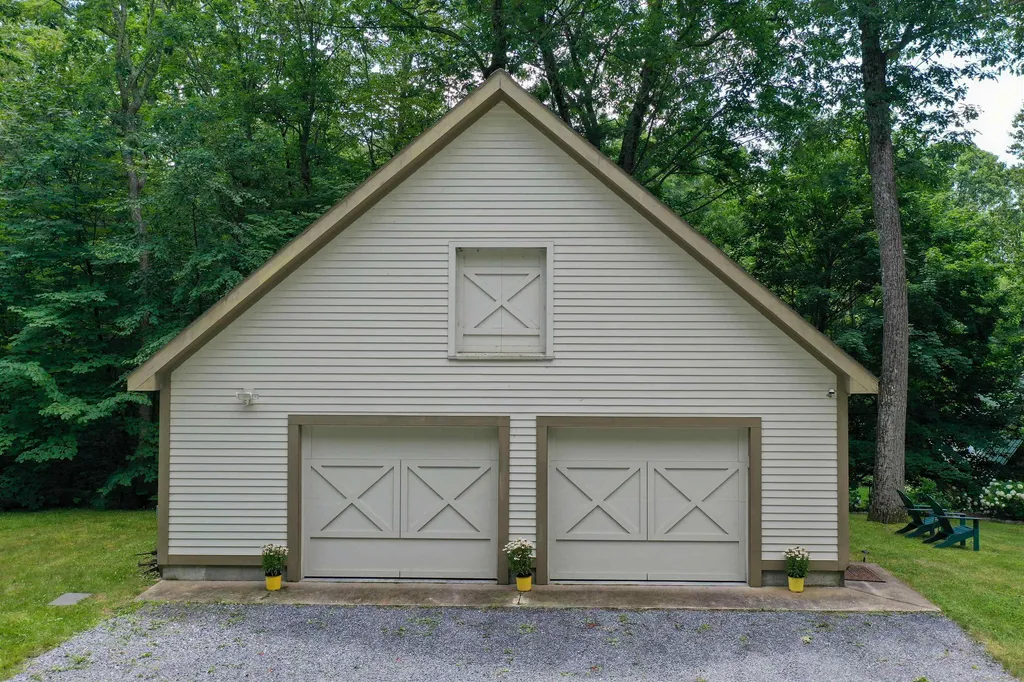 151 Stonebroke Road Leicester VT 05733
