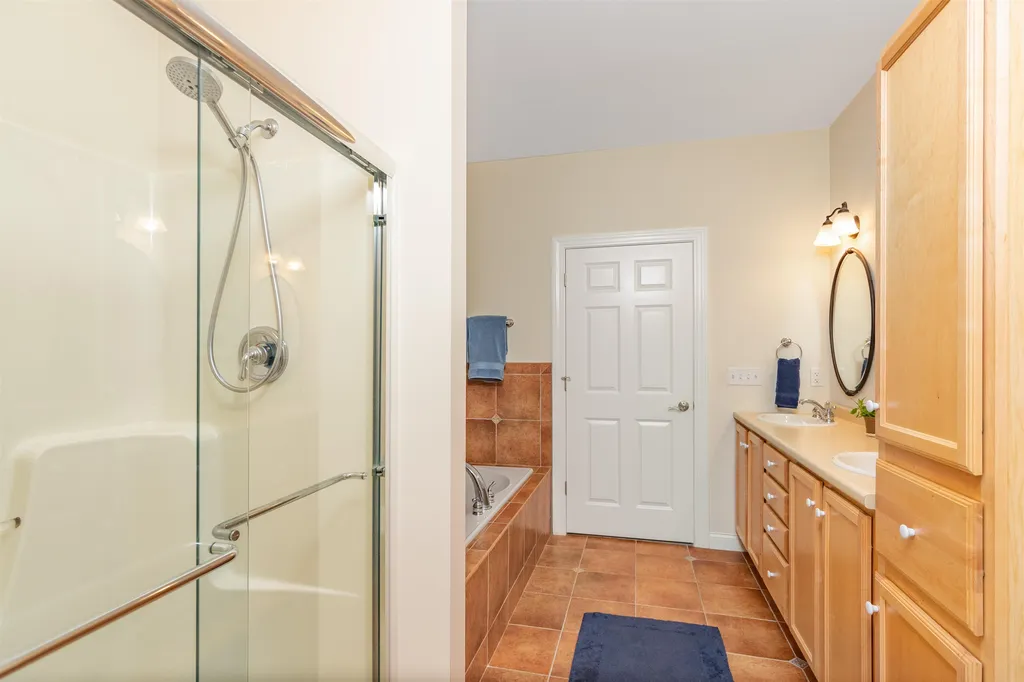 27 Ian Place Williston VT 05495