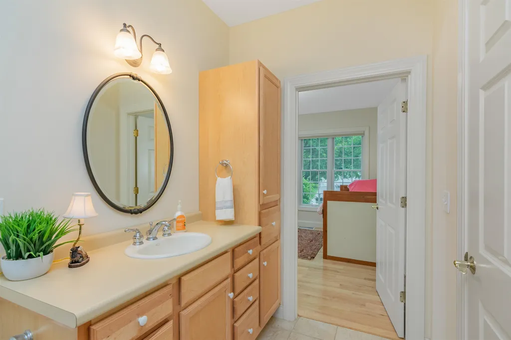 27 Ian Place Williston VT 05495