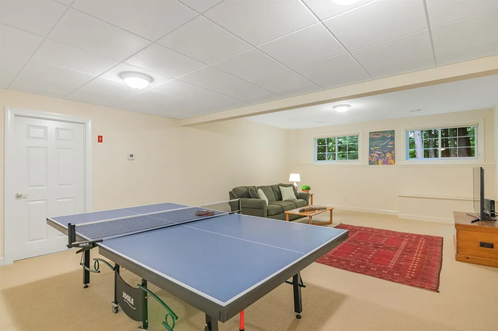 27 Ian Place Williston VT 05495