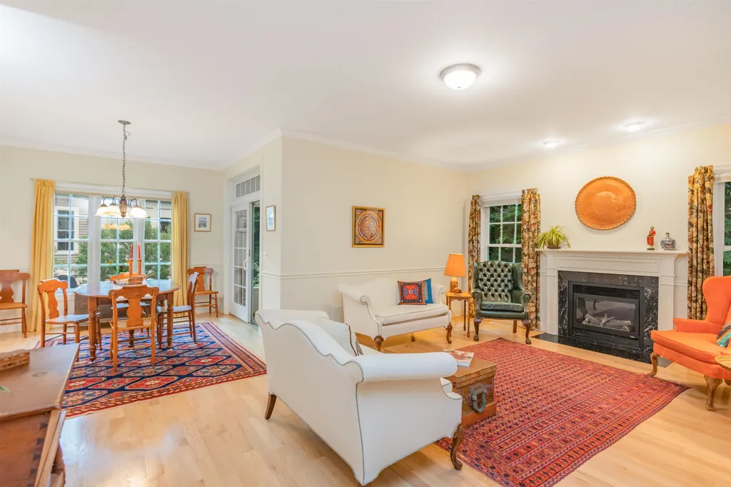 27 Ian Place Williston VT 05495