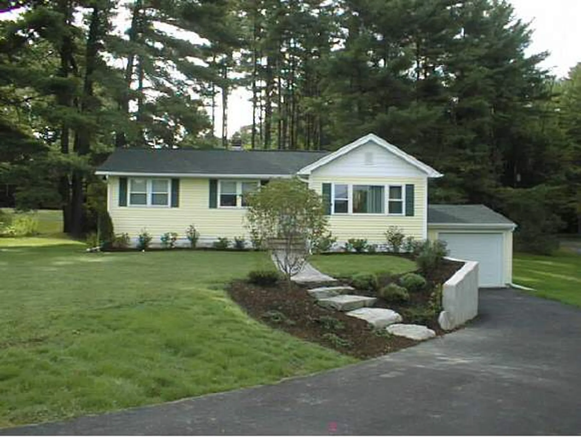 49 Sunset Drive Greenland NH 03840