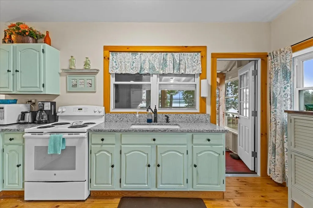 17 Martha Drive St. Albans Town VT 05478